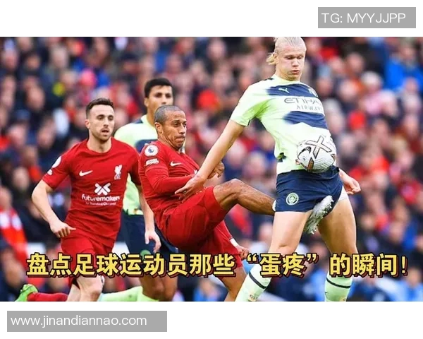 国外足球明星训练时的精彩瞬间与独特风采展示 国外足球明星训练时的精彩瞬间与独特风采展示