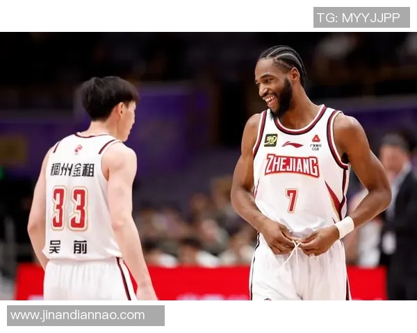 赛后分析：杭州篮球队与深圳篮球队的速度对决全景回顾