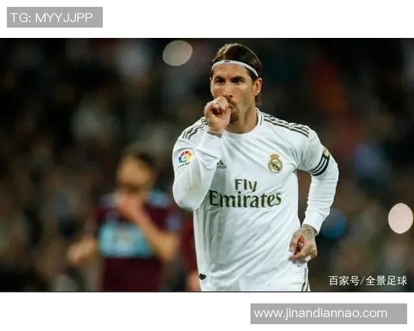 足球明星发带的魅力与时尚潮流解析,助你提升运动风格与自信 足球明星发带的魅力与时尚潮流解析,助你提升运动风格与自信