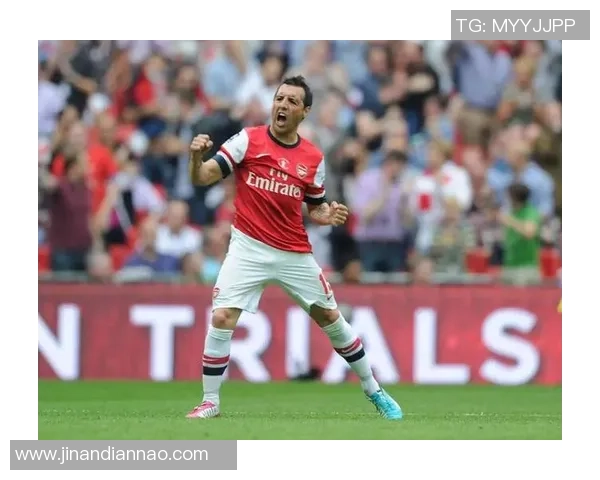 足球明星重返母队续写辉煌传奇引发球迷热烈期待与关注 足球明星重返母队续写辉煌传奇引发球迷热烈期待与关注